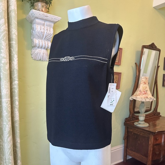 St. John Tops - St. John Knit Sport Tank with Shoulder Zipper Perfect Condition w/ tags